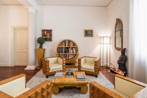 AQA Palace Bed and Breakfast in Florence