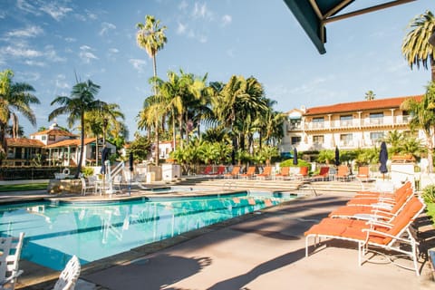 Harbor View Inn Hotel in Santa Barbara