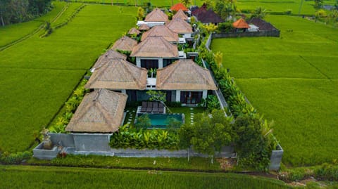 Three Gold Luxury Private Villas Villa in Tampaksiring