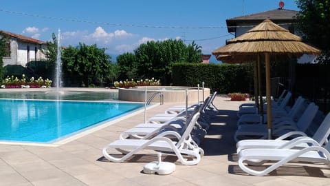 Nettuno Residence Hotel Aparthotel in Peschiera del Garda