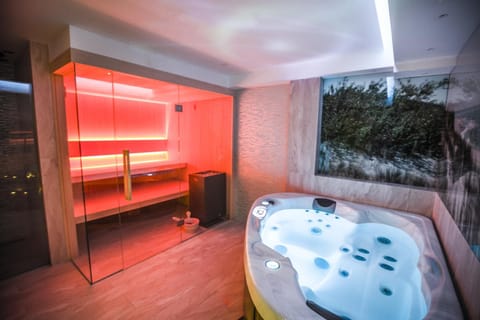 Sauna, Steam room, Spa and wellness centre/facilities, Public Bath