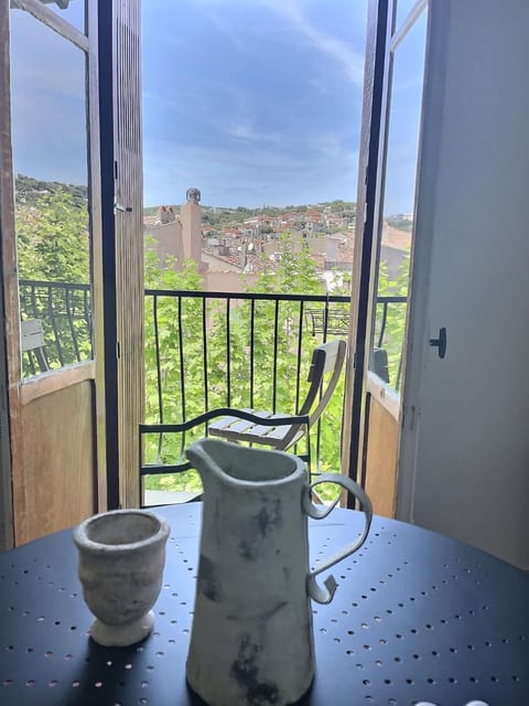 Natural landscape, View (from property/room), Balcony/Terrace, Dining area