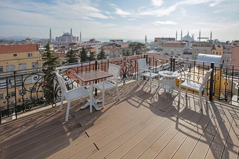 Nowy Efendi Hotel - Special Category Hotel in Istanbul