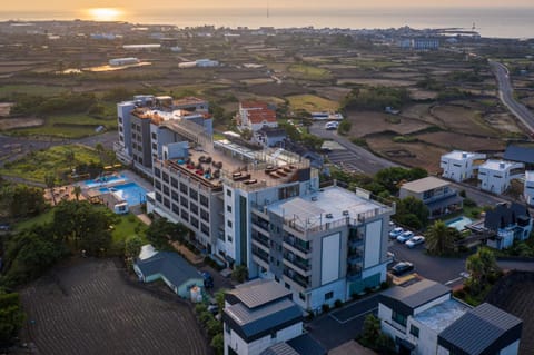 Property building, Natural landscape, Bird's eye view, Sunset