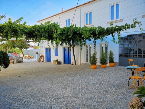 Oryza Guest House& Suites Farm Stay in Coimbra