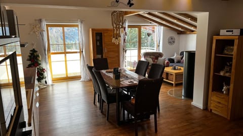 Living room, Dining area, Food, kitchen