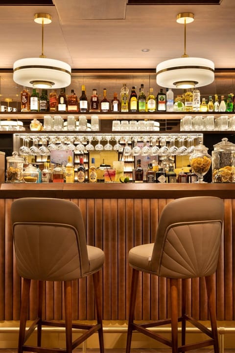 Lounge or bar