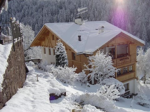 Property building, Winter