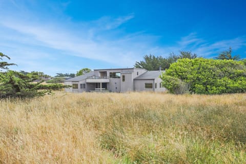Meadow House Maison in Sonoma County