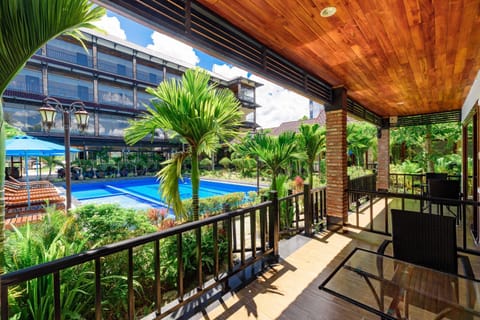 Balcony/Terrace, Pool view