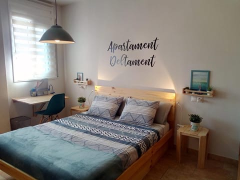 Bed, Property logo or sign, Photo of the whole room