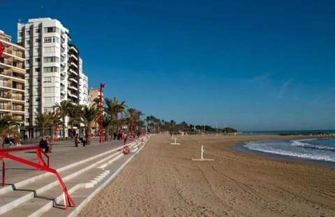 Modern Homely Beach Side Apartment Condo in Vinaròs