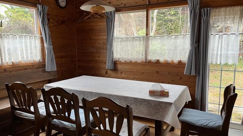 Grass Hopper Bed and Breakfast in Karuizawa