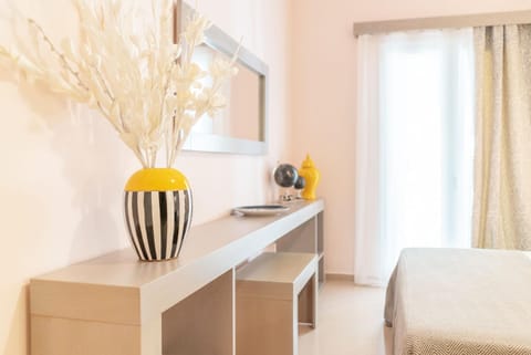 Niver Luxury Suites Condo in Lefkada
