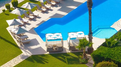 San Giovanni Beach Resort and Suites Apartahotel in Lefkada