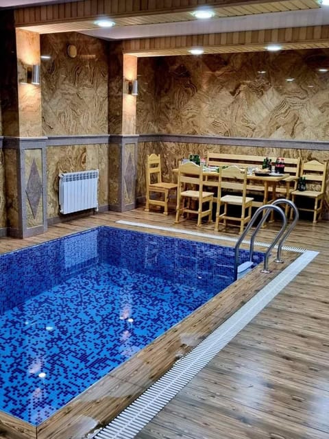 Sauna, Swimming pool