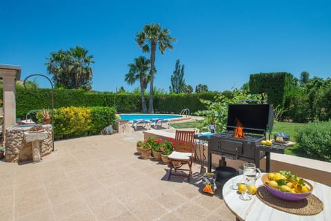 Owl Booking Villa Coloma - Luxury Retreat with Huge Pool Villa in Raiguer