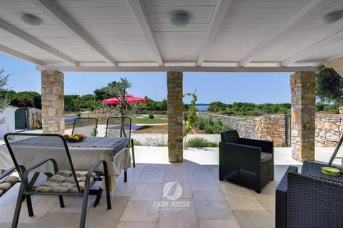 Garden, Sea view