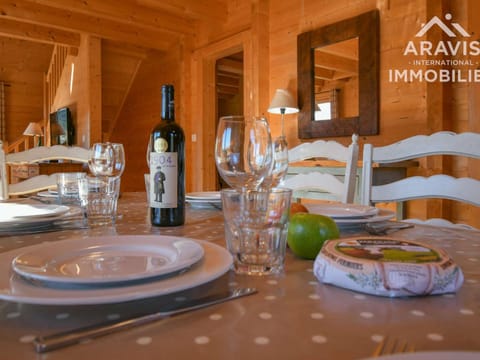 Chalet cosy de 4 chambres pour 8 personnes, proche bus et pistes, équipement complet et moderne ! - FR-1-391-47 Chalet in Le Grand-Bornand