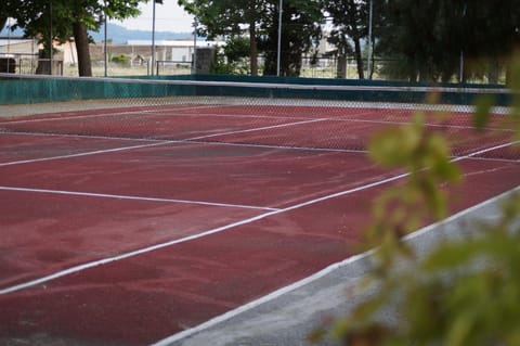 Tennis court