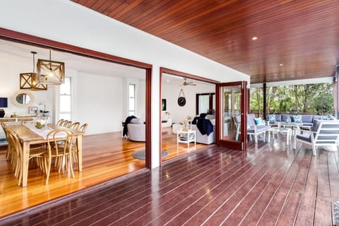 Cottonwood Beach House by Kingscliff Accommodation Casa in Tweed Heads