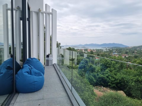 Day, View (from property/room), Balcony/Terrace, Seating area, Mountain view, Sea view