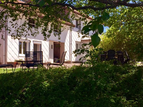 Facade/entrance, Garden