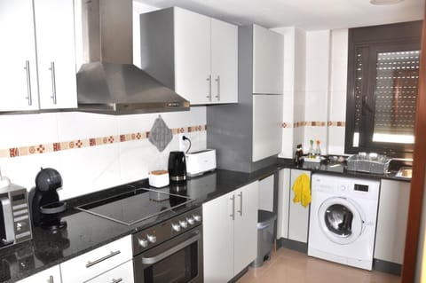 Communal kitchen, dishwasher, minibar, pet friendly, toaster, washing machine, kitchen