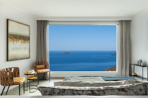 Athermi Suites - Adults Only Hôtel in Santorini