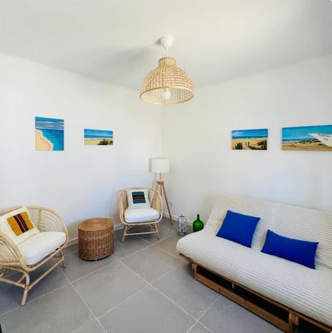 Salty Soul - Casa de Praia House in Costa da Caparica