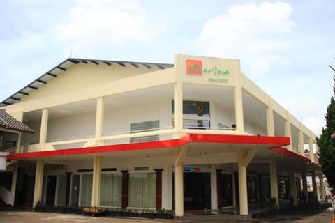 Narima Resort Hotel Hôtel in Lembang