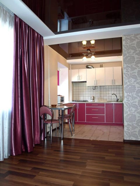 Апартаменты с балконом Apartment in Kharkiv