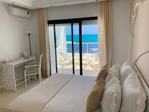 Bedroom, Sea view