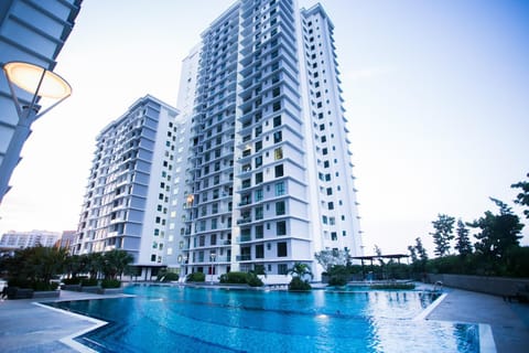 The Platino Residence By The one - paradigm mall JB Condominio in Johor Bahru