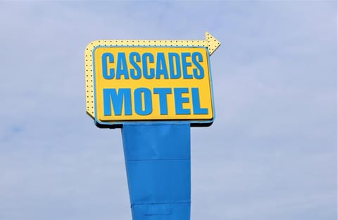Cascades Motel - Chattanooga Motel in East Ridge