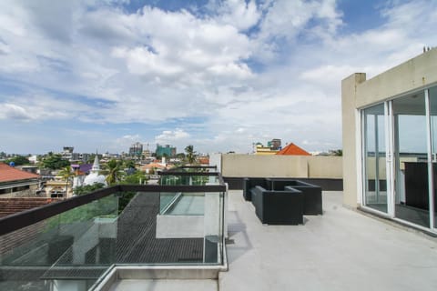 Balcony/Terrace, City view, Street view