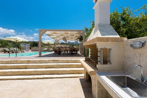 BBQ facilities, Garden, Swimming pool