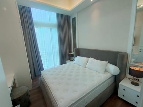 super penthouse stmoritz apartment, lippomall puri indah Eigentumswohnung in Jakarta