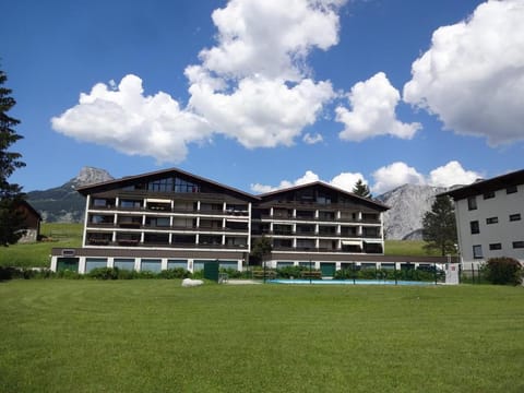 Facade/entrance, Garden, Garden view, Mountain view, Pool view, Swimming pool