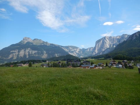 Day, Neighbourhood, Natural landscape, Summer, Mountain view