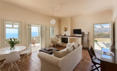 Villa Itis Luxury Suite with Balcony, Panoramic View & Jacuzzi Villa in Islands