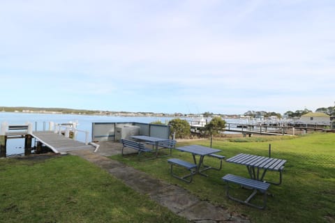 Waterfront Cottages Moradia in Culburra Beach
