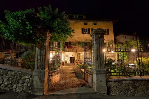Restaurant/places to eat, Garden