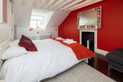 Beautiful townhouse with 4 poster bed & balcony Copropriété in Hove