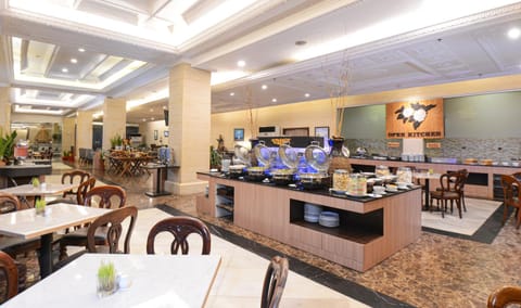 Restaurant/places to eat, Buffet breakfast