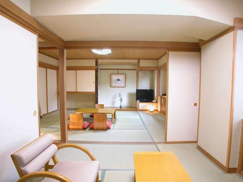 Hotel Shirakabaso Shigakogen Ryokan in Shimotakai District