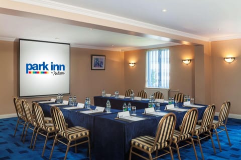 Park Inn by Radisson Shannon Airport Hotel in County Limerick