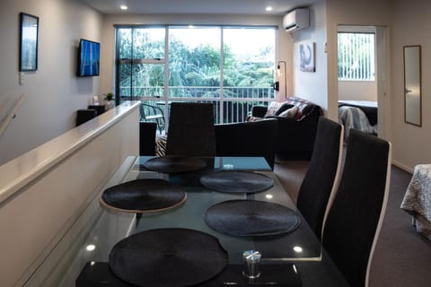 The Strandon Loft No 7 Prime Location Condo in New Plymouth