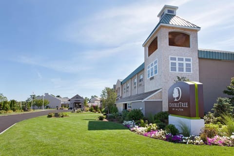 DoubleTree by Hilton Cape Cod - Hyannis Hotel in Hyannis