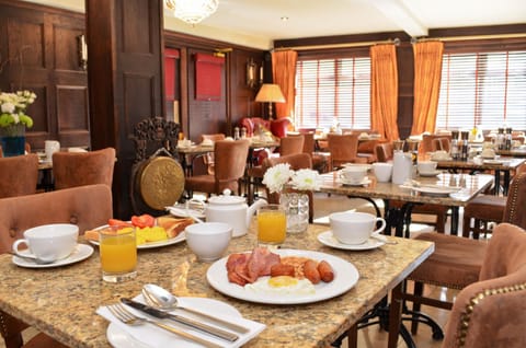 Celtic Lodge Guesthouse - Restaurant & Bar Bed and Breakfast in Dublin